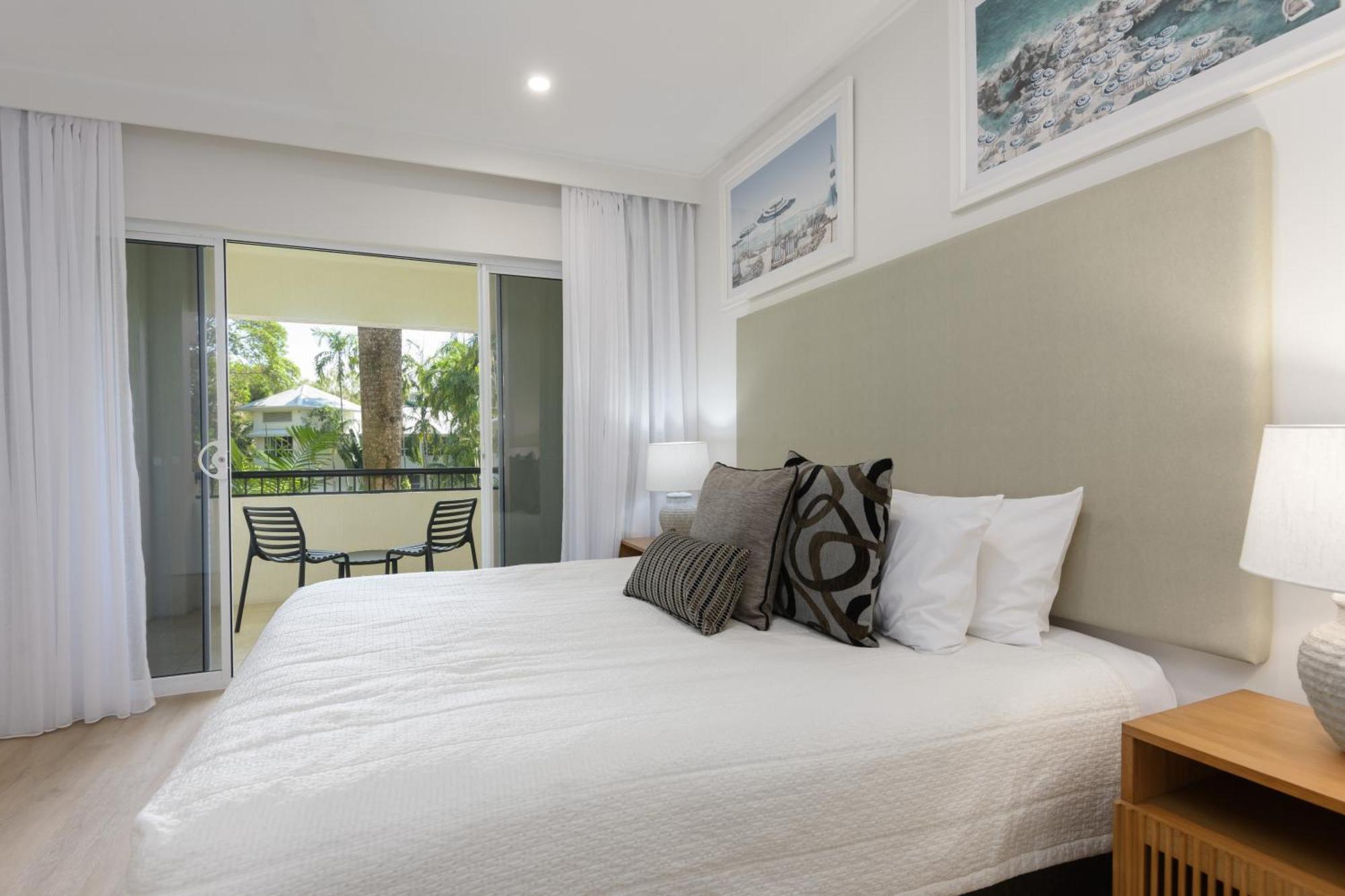 Mandalay Luxury Beachfront Apartments Port Douglas Eksteriør billede